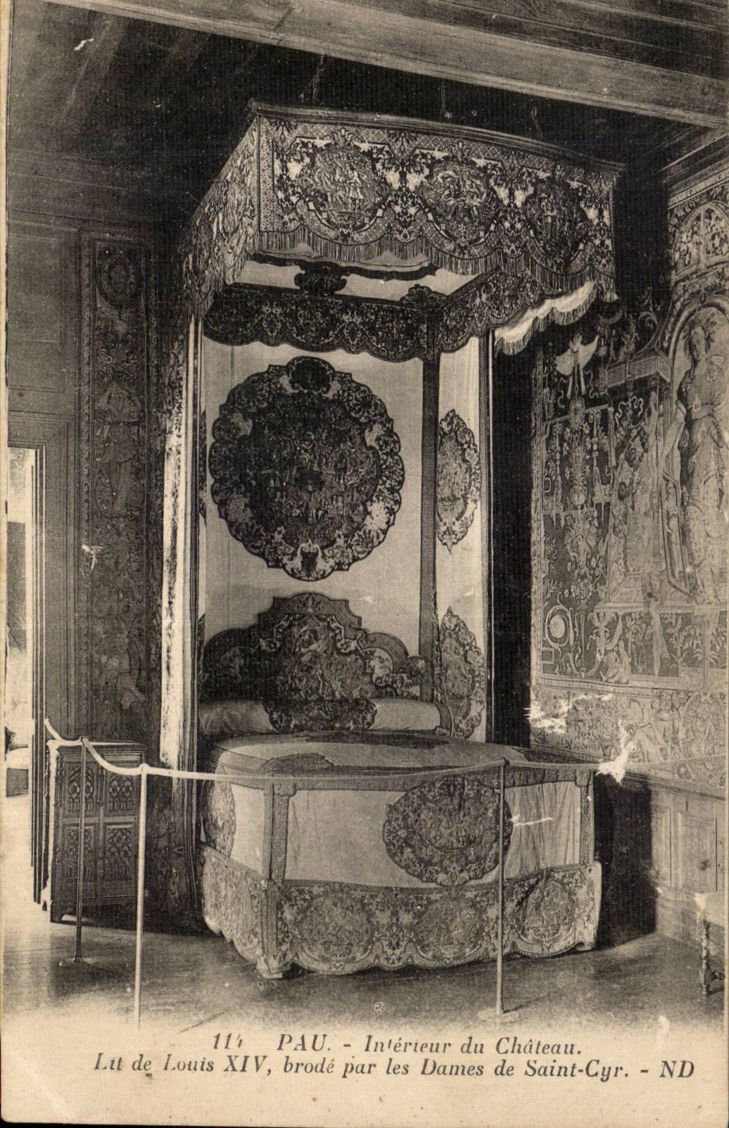 CPA Innenpau vom Schloss