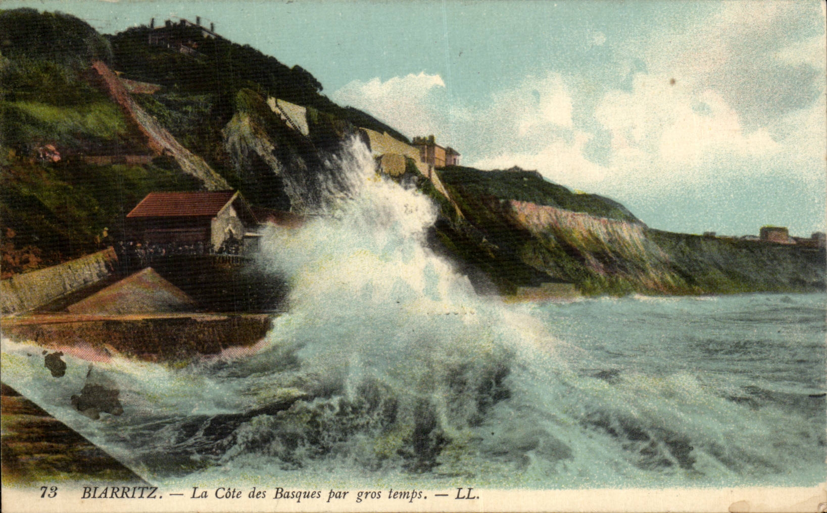 CPA Biarritz La cote des Basques par gros temps