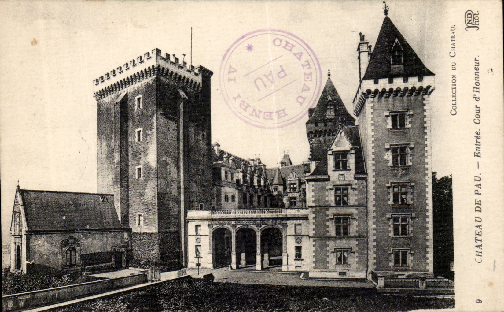 CPA Schloss des Pau-Eingangshauptleitungshofes