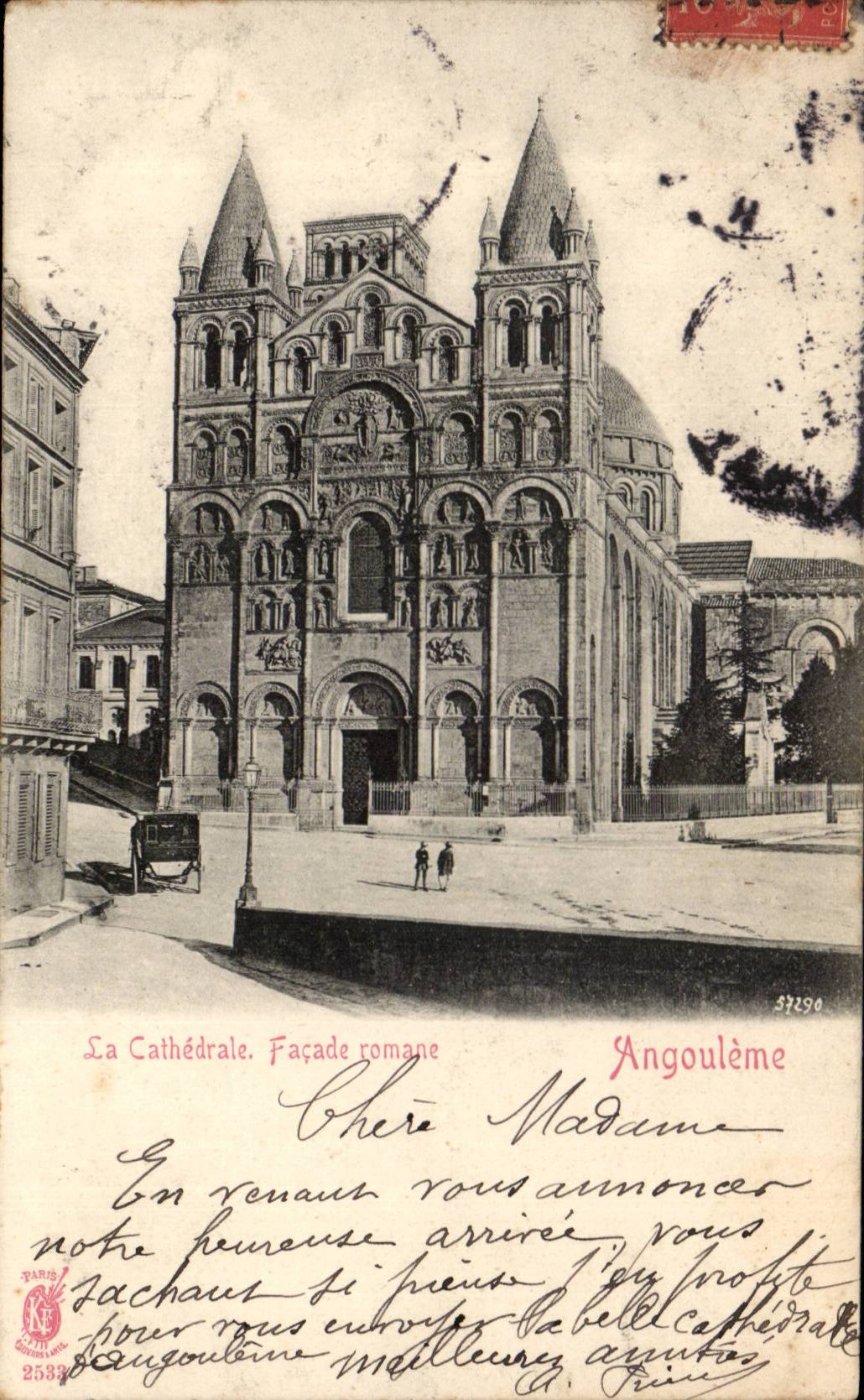CPA Angouleme La cathedrale Facade romane