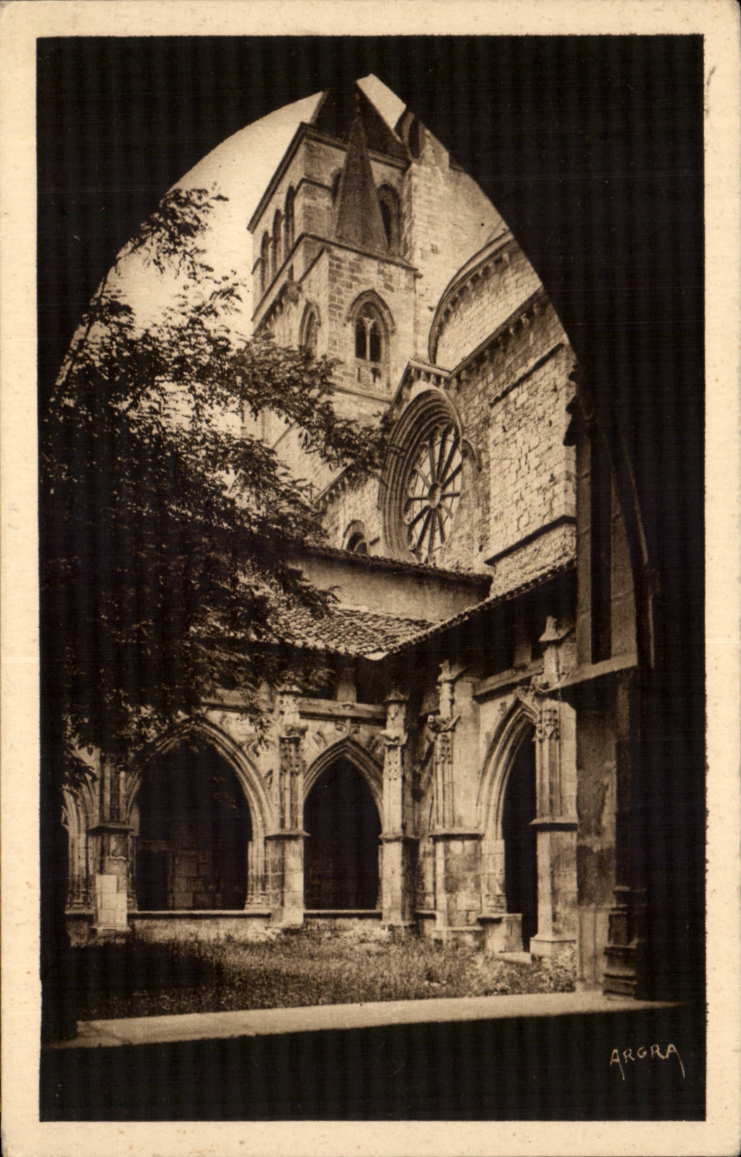 CPA Cahors the cloister of the cathedral