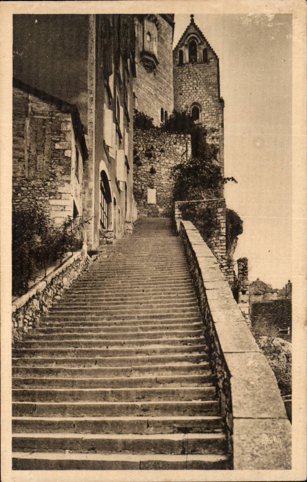 CPA Rocamadour Le grand escalier de 216 marches