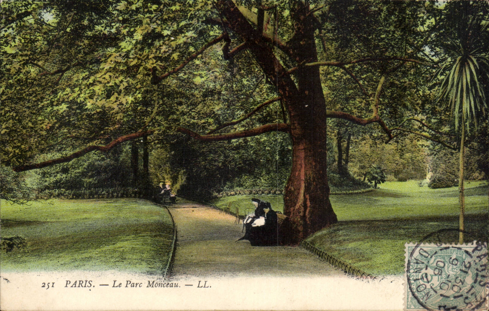 Paris CPA the park Heap