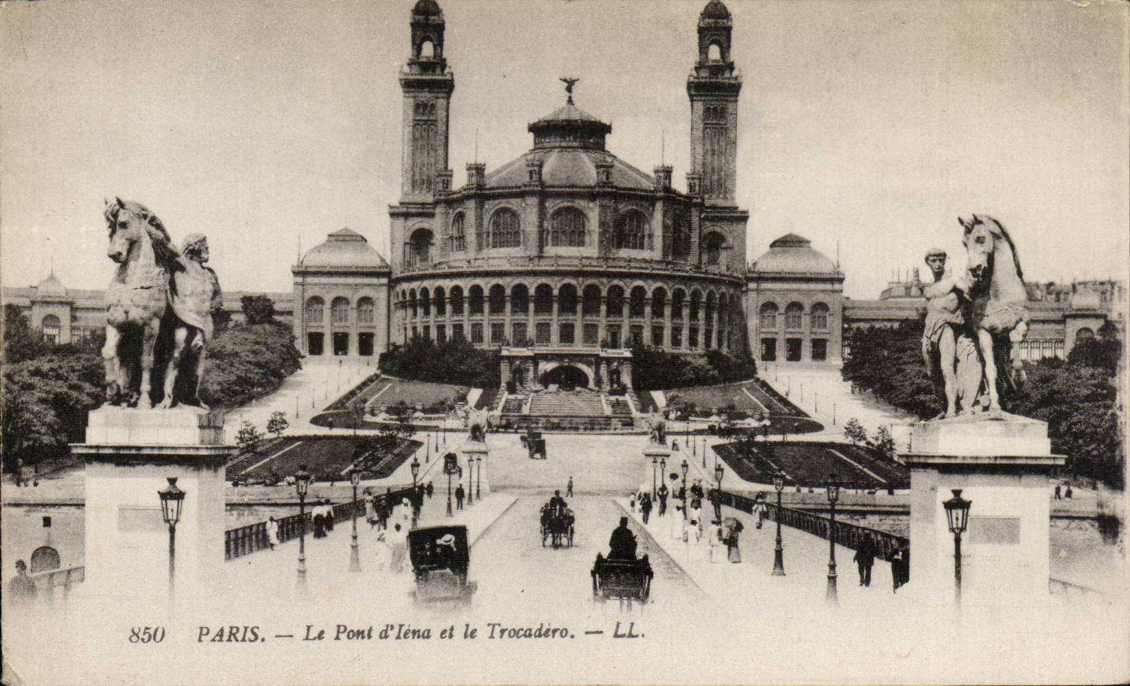 Paris CPA the bridge of Iena and Trocadero