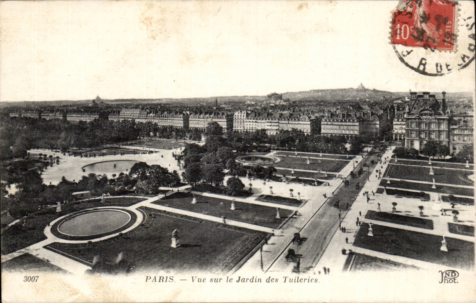 CPA Paris Vue sur le jardin des Tuileries