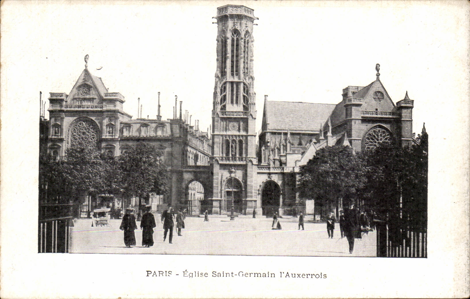CPA Paris Eglise Saint Germain l'auxerrois