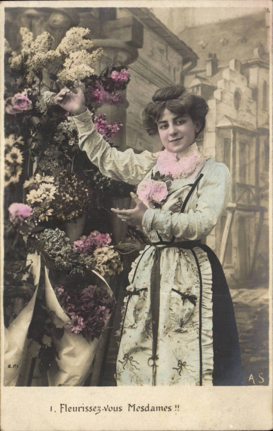 CPA Fantasy Woman Flower Mesdames!!