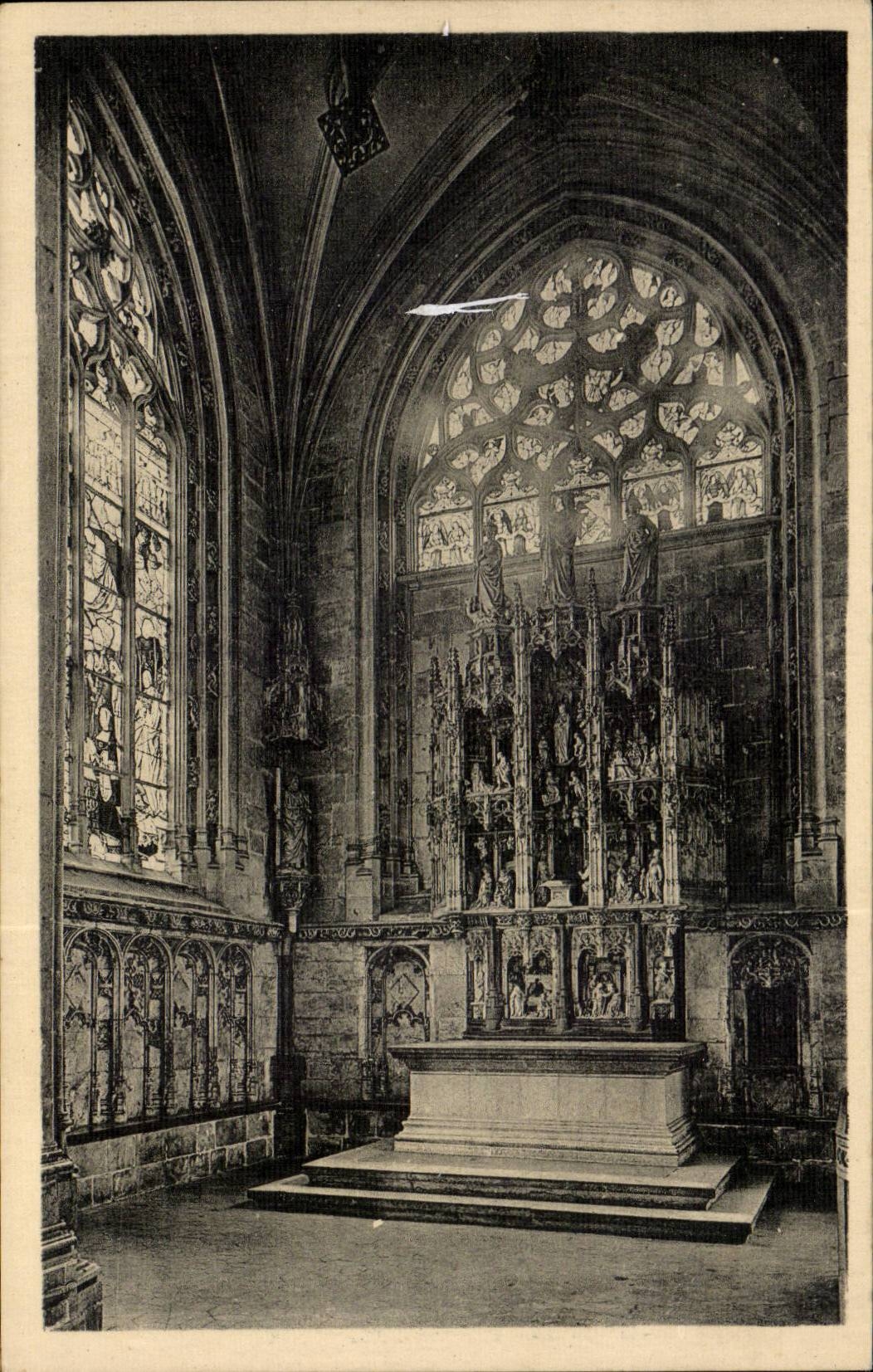 CPA Church of Interior Husks