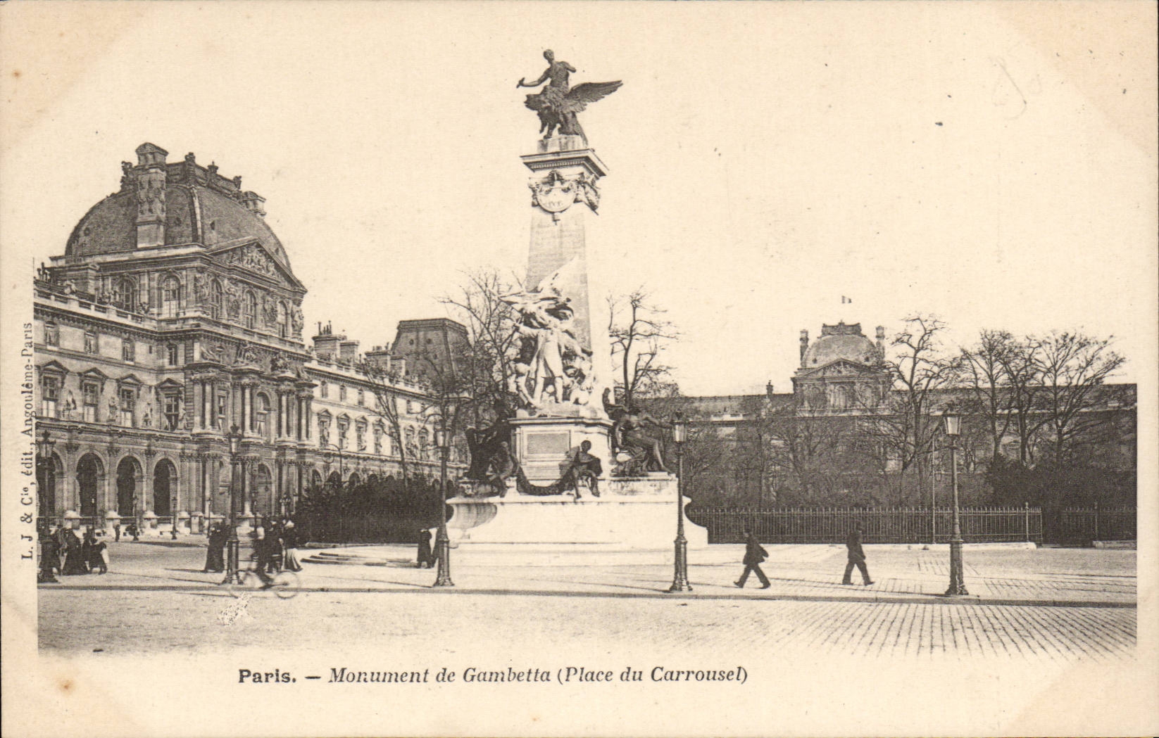 CPA Paris Monument de Gambetta ( place du CArrousel )