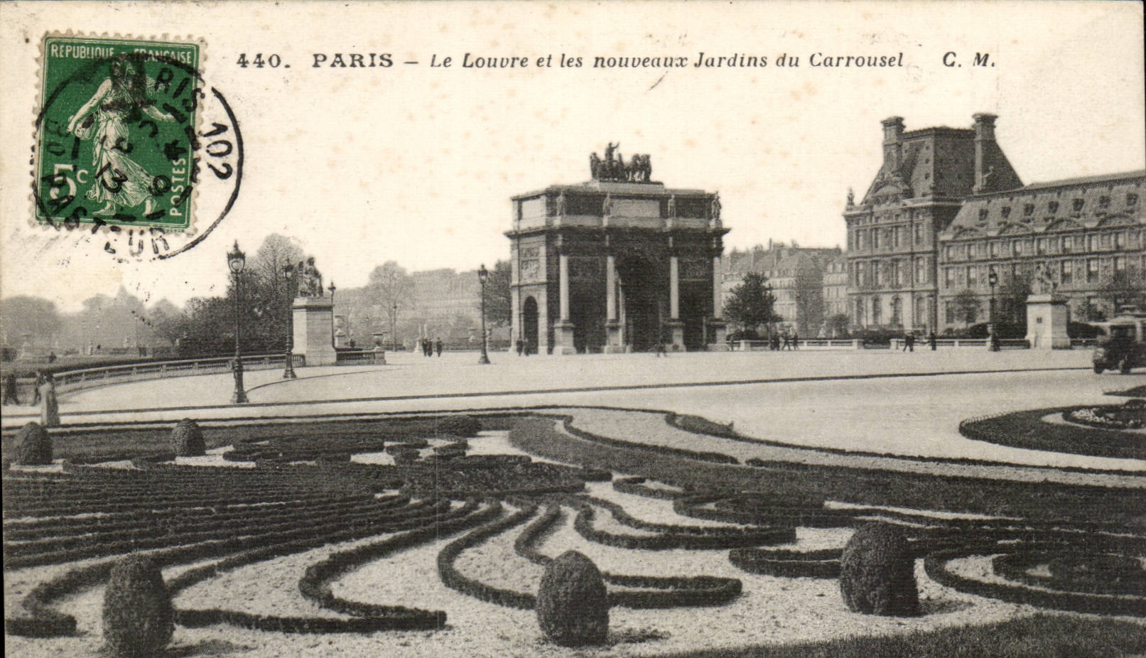 CPA Paris Le Louvre et les jardins du Carrousel