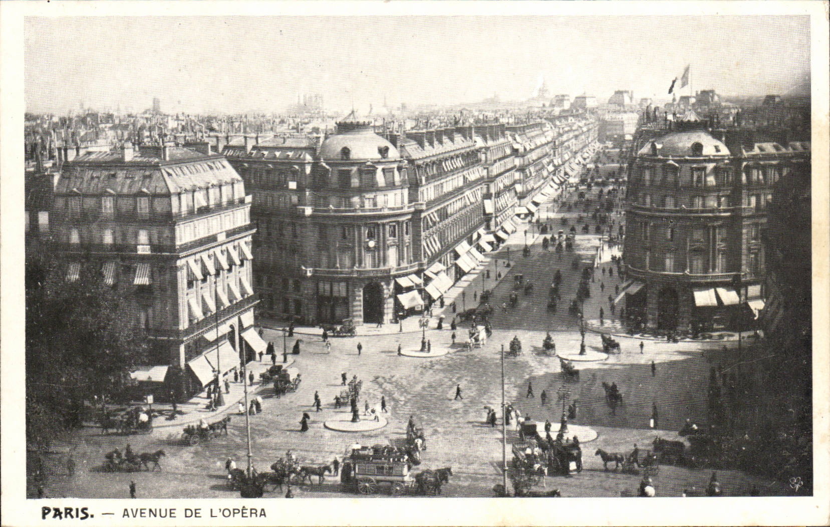 Paris CPA Avenue de l'opera