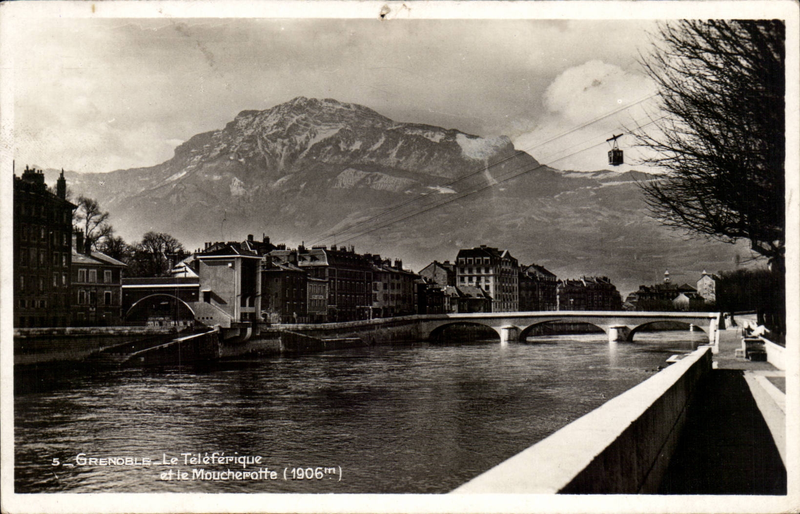 CPA Grenoble the teleferic and Moucherotte