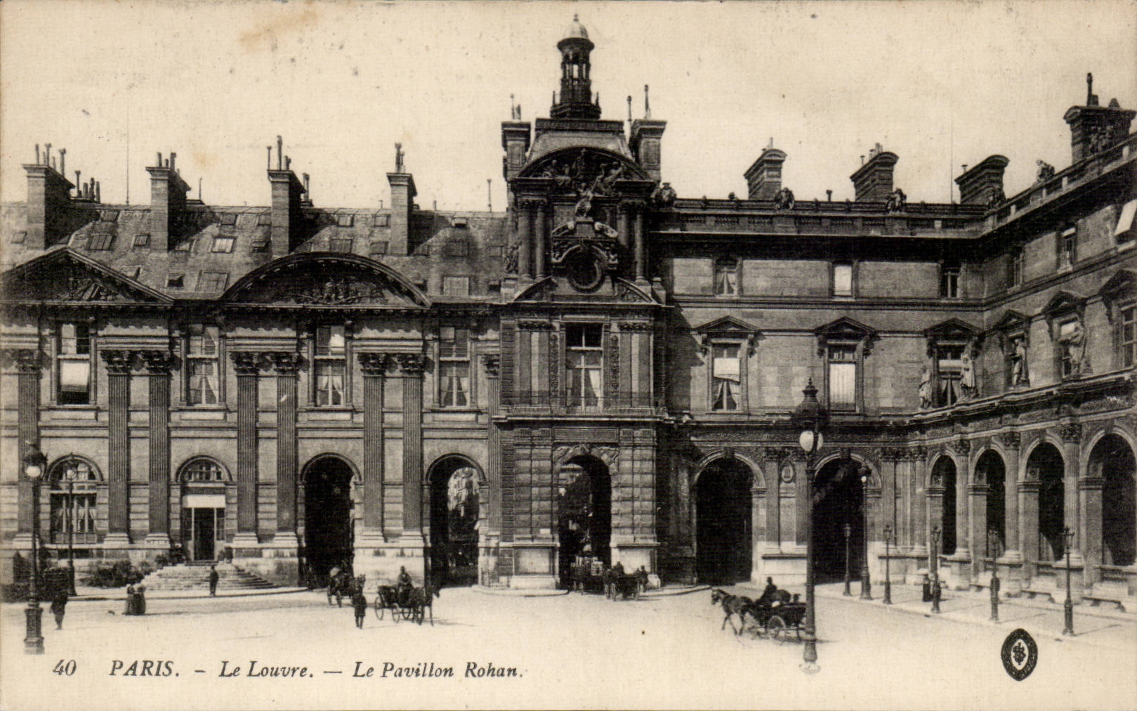 Paris CPA Le Louvre le pavillon Rohan