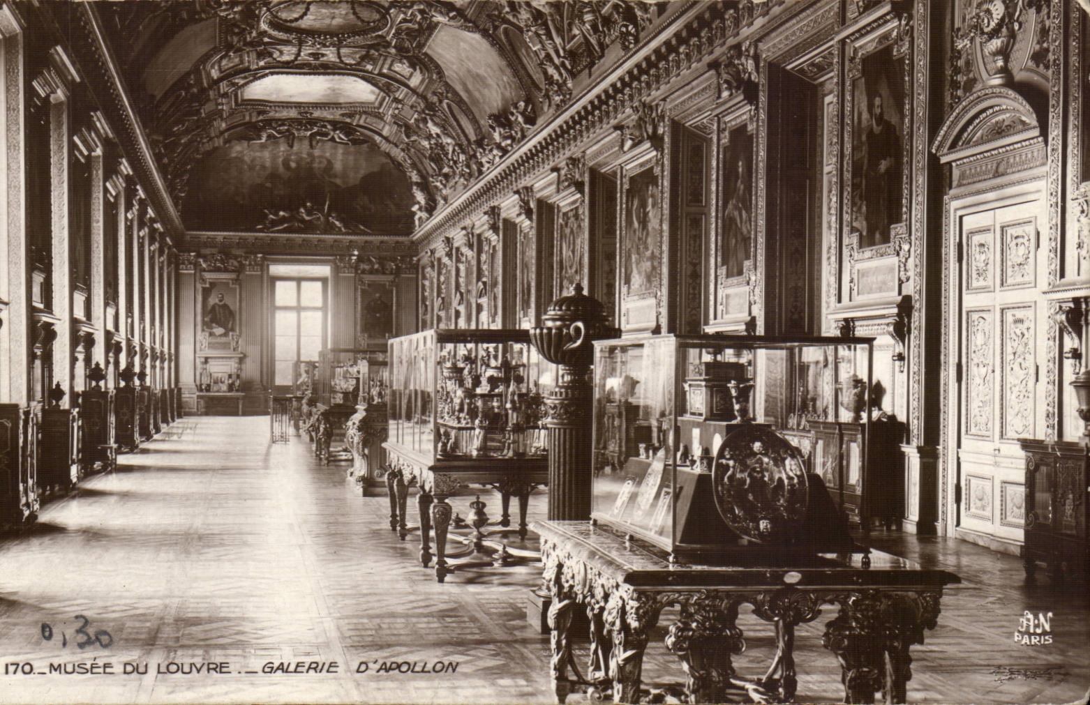 Paris CPA Musee du Louvre Galerie d'Apollon