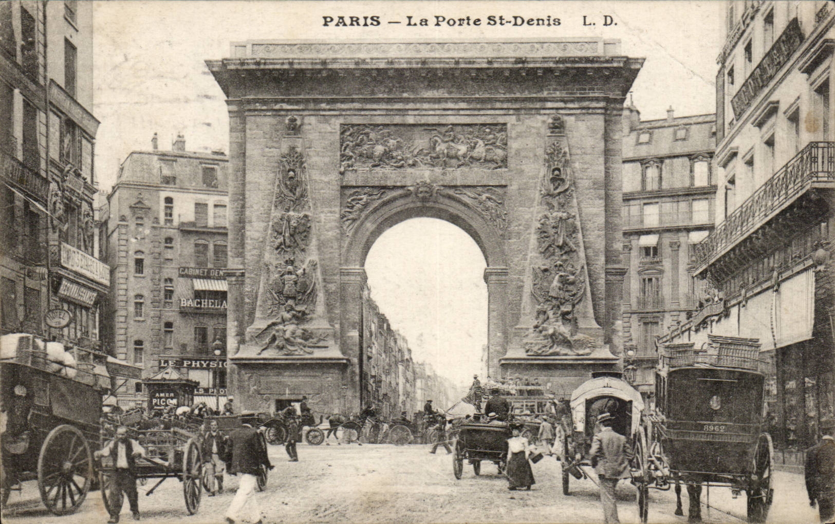 Paris CPA Gate St Denis