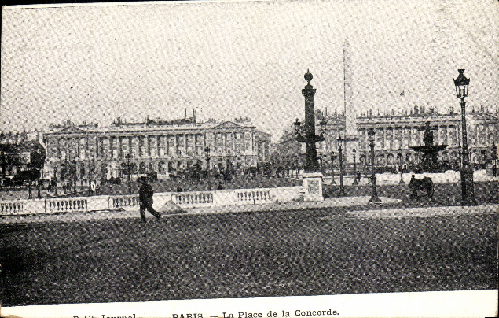 Paris CPA the place of the Harmony