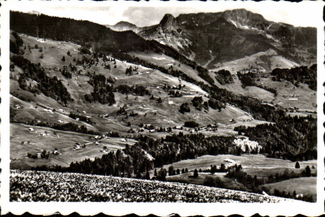 MODERN CARD Small valley of Villard Sonloup and rocks of Naye