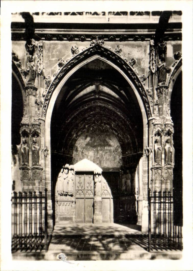 Paris CPA Eglise st Germain de l'auxerrois 