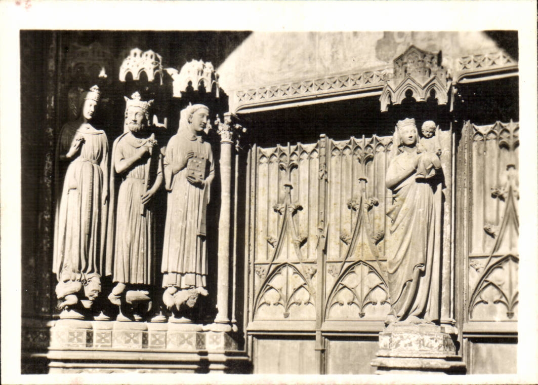 Paris CPA Eglise st Germain de l'auxerrois 