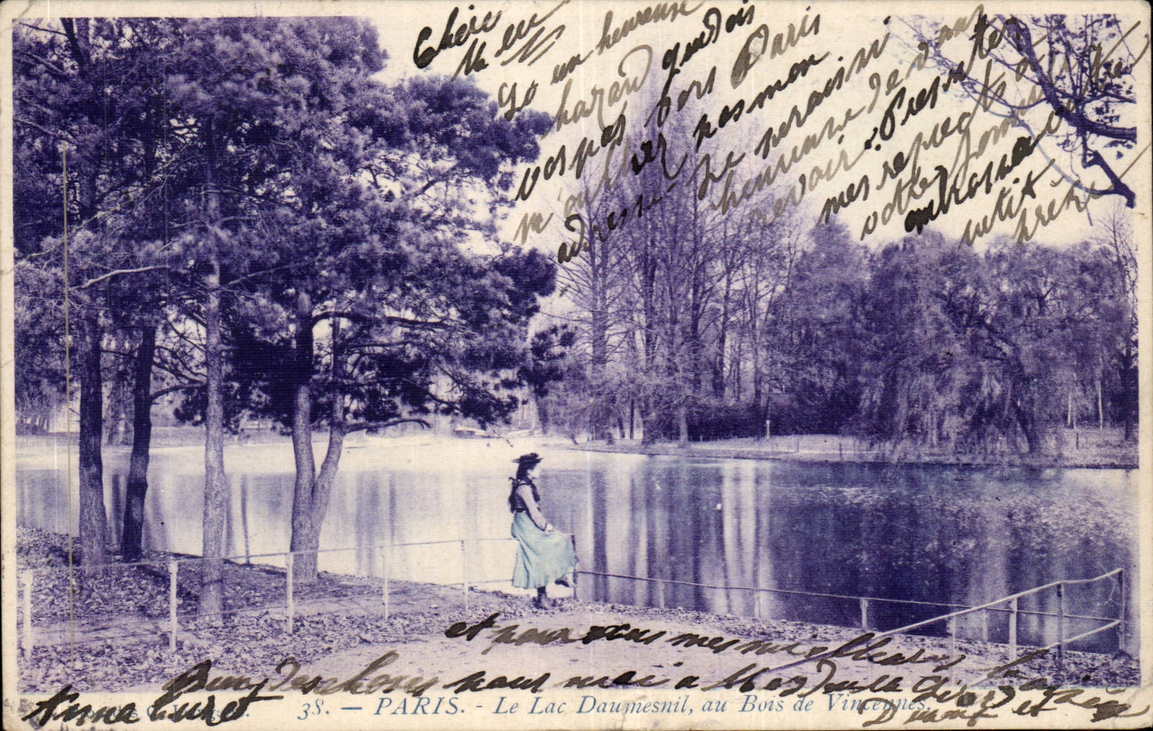 CPA Paris the lake Daumesnil with the wood of Vincennes