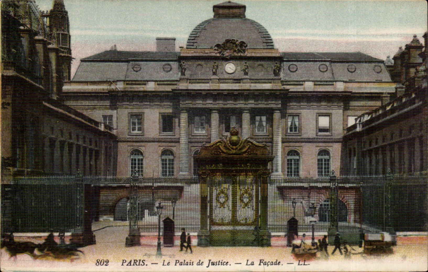 CPA Paris Palais de justice La facade