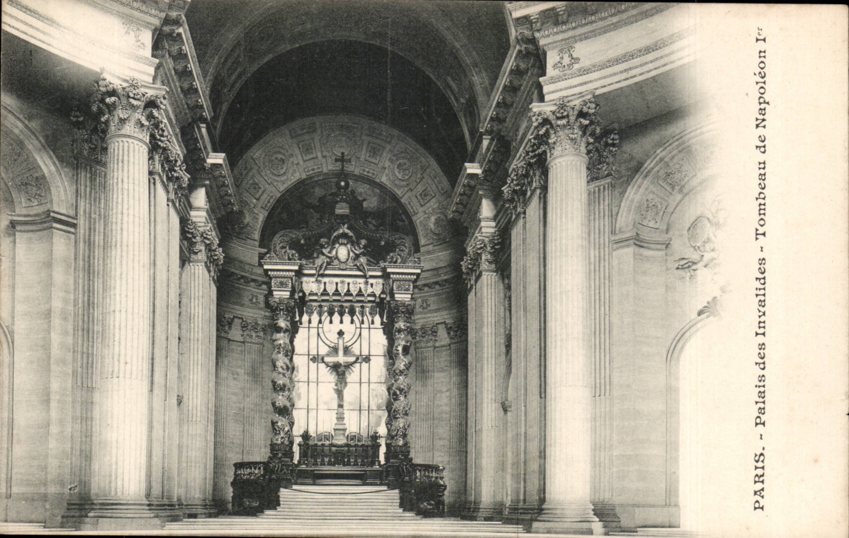 CPA Paris palate of Invalides the Tomb of Napoleon 1st