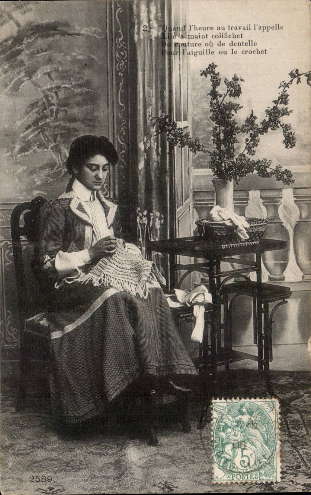 CPA Phantasie-Frauen-verbiegende Spitze-Folklore