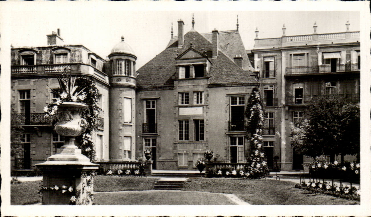 CPM Vichy Hotel pavillon de Sevigne