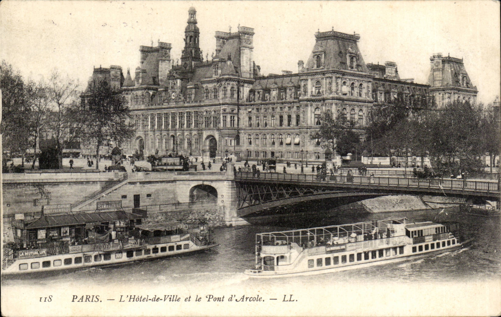 Paris CPA Hotel de ville