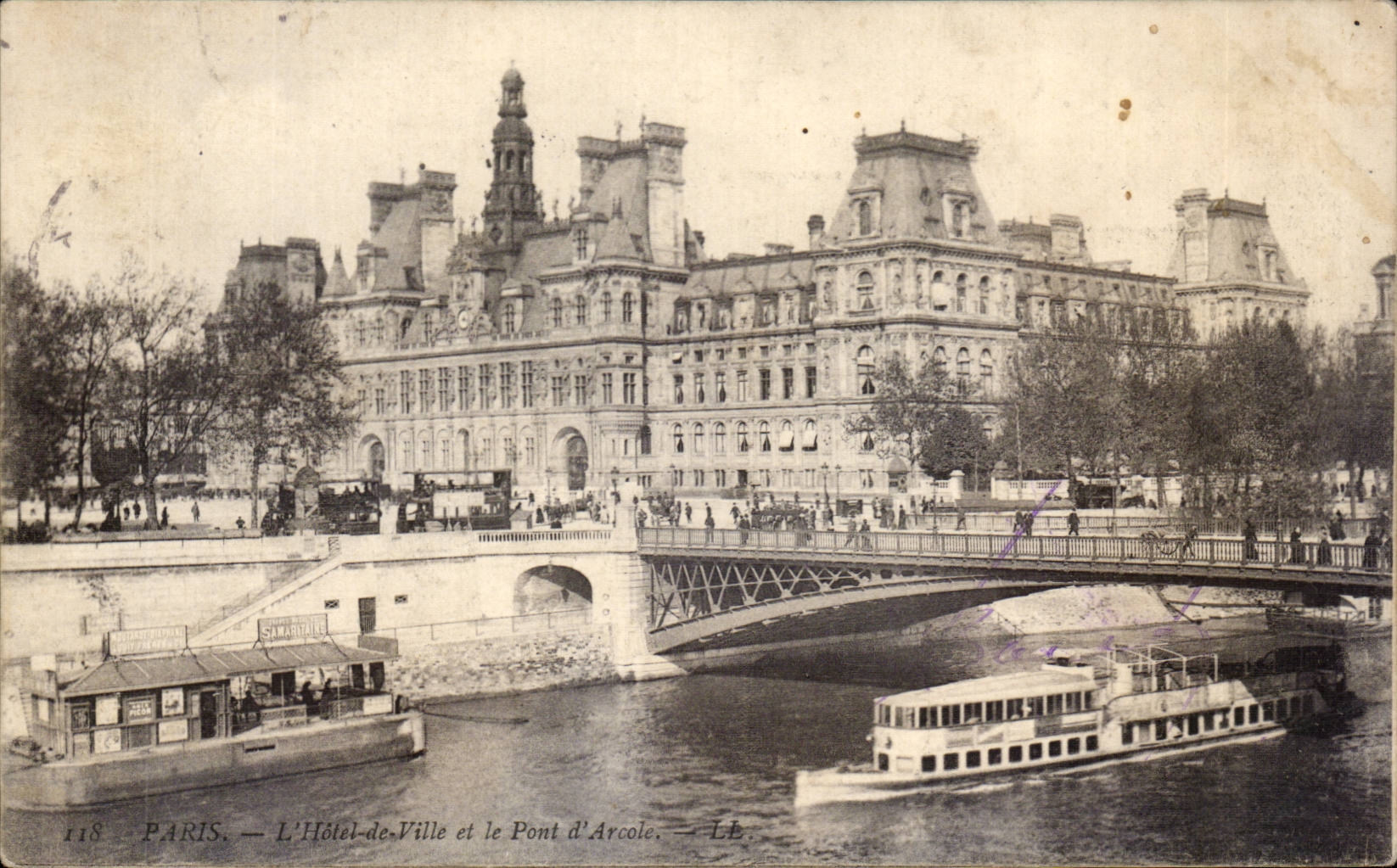 Paris CPA Hotel de ville et pont d'Arcole