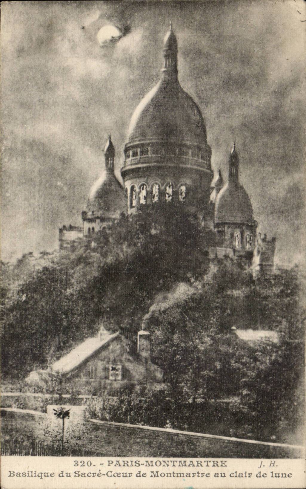 Paris CPA Montmartre Basilique du Sacre Coeur au clair de lune