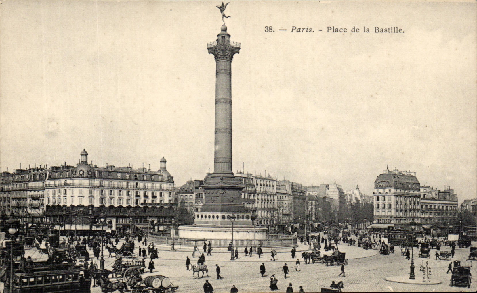 Paris CPA Places Bastille