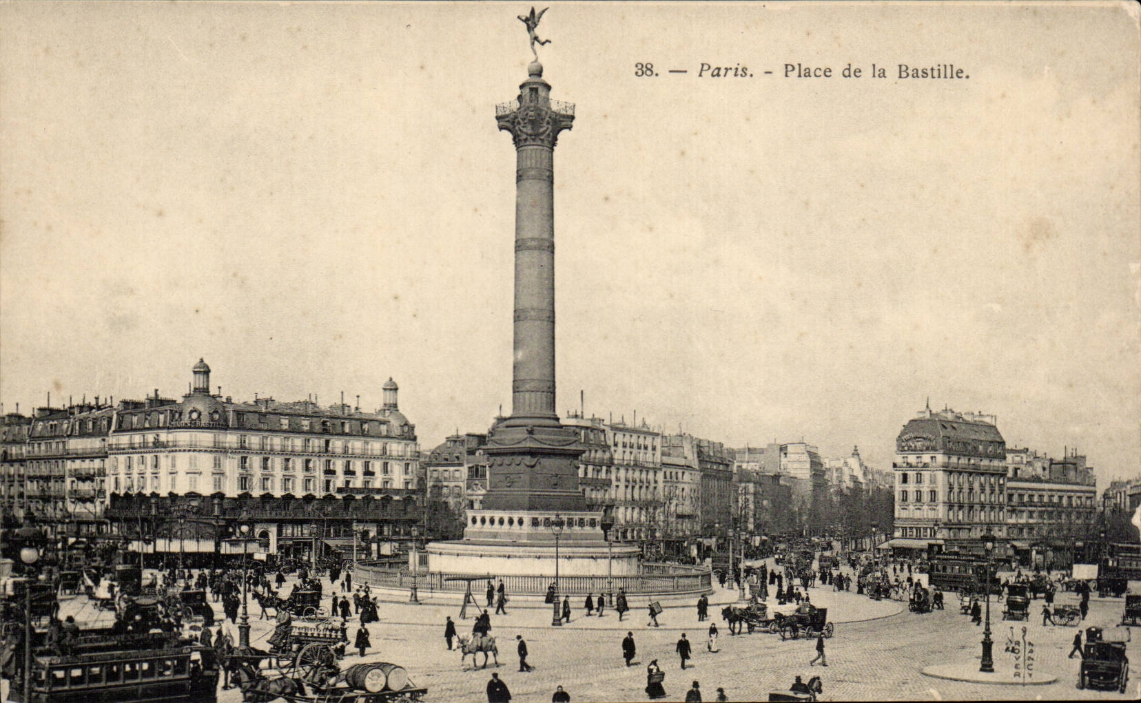 Paris CPA Places Bastille