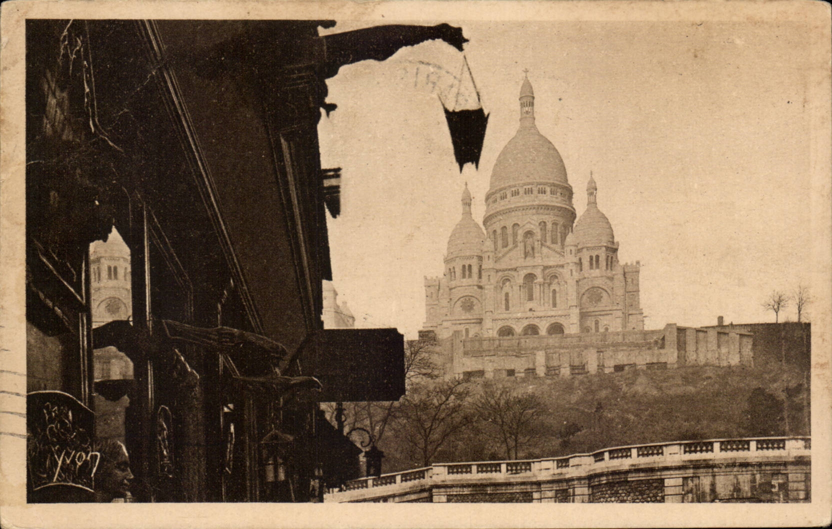 Paris CPA Le Sacre Coeur de la rue de Steinkeroue