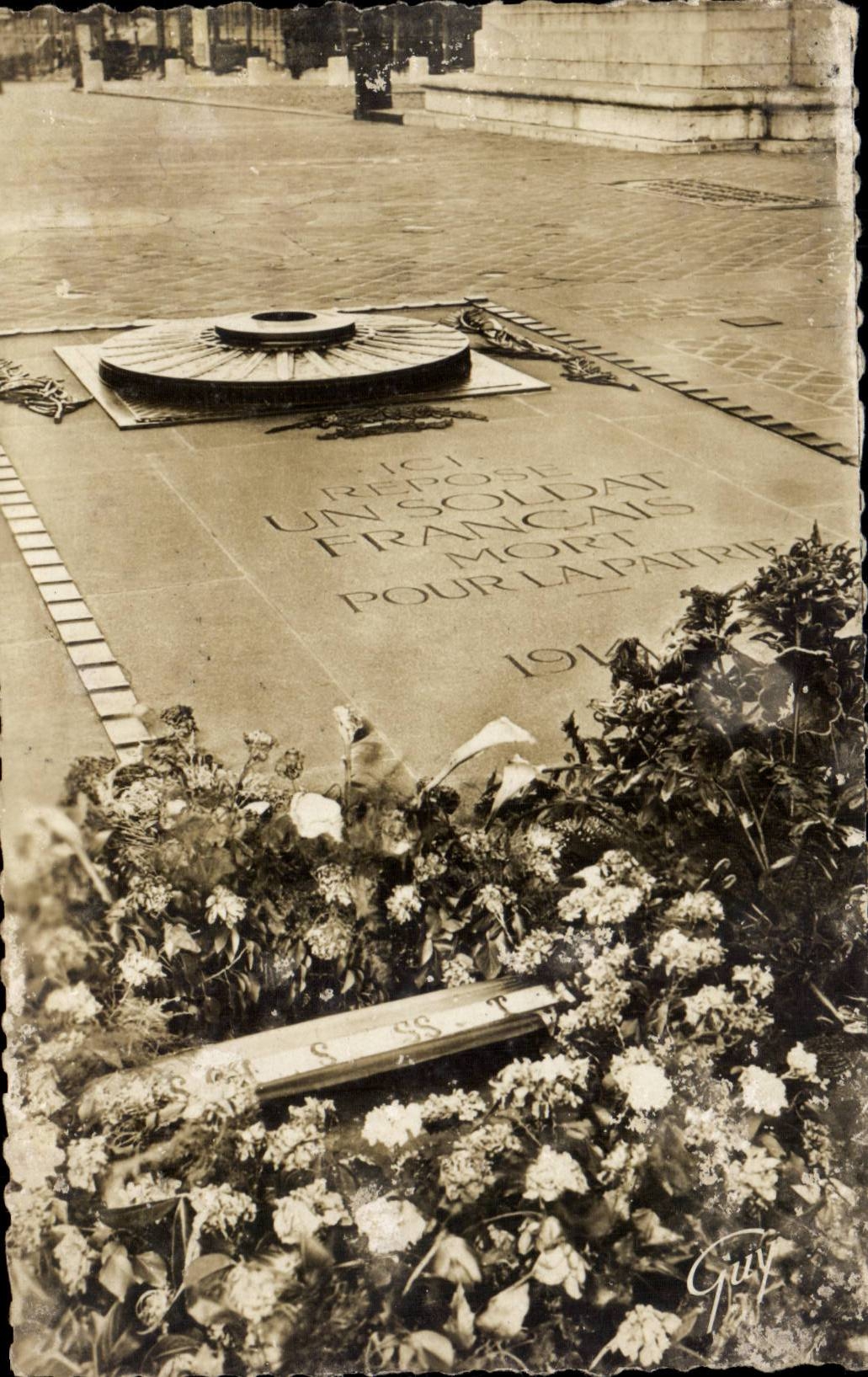 Paris CPA Falls from the unknown soldier sosu Arc de Triomphe of star