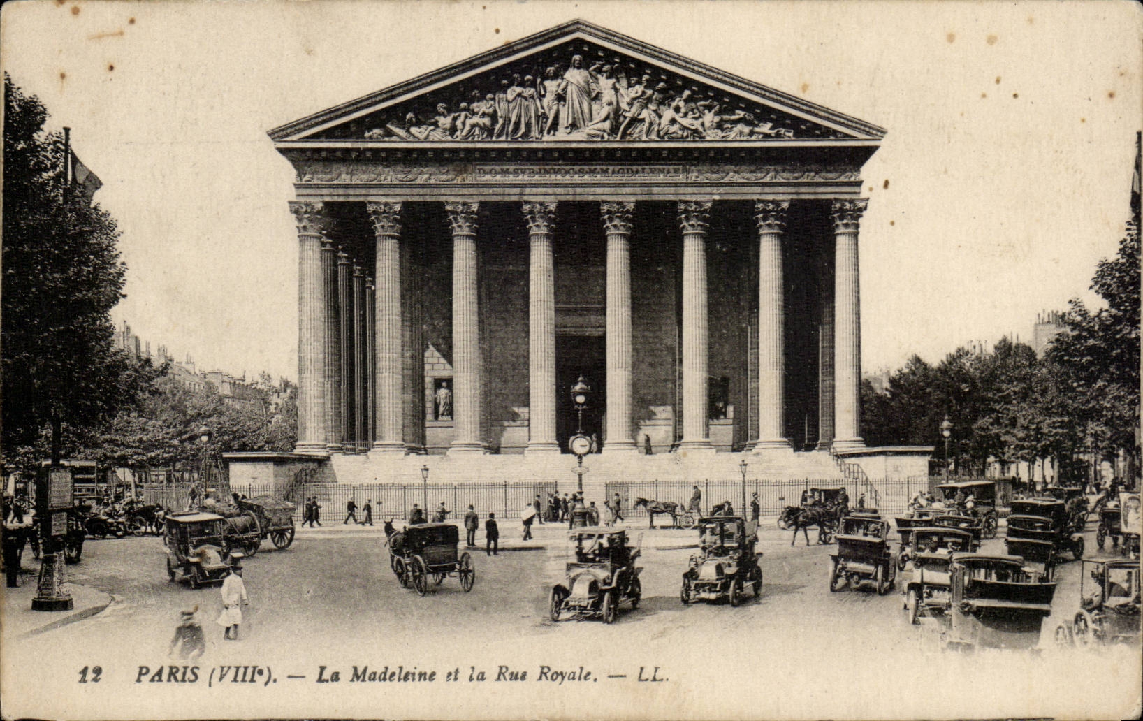 Paris CPA the Madeleine and the Royal street