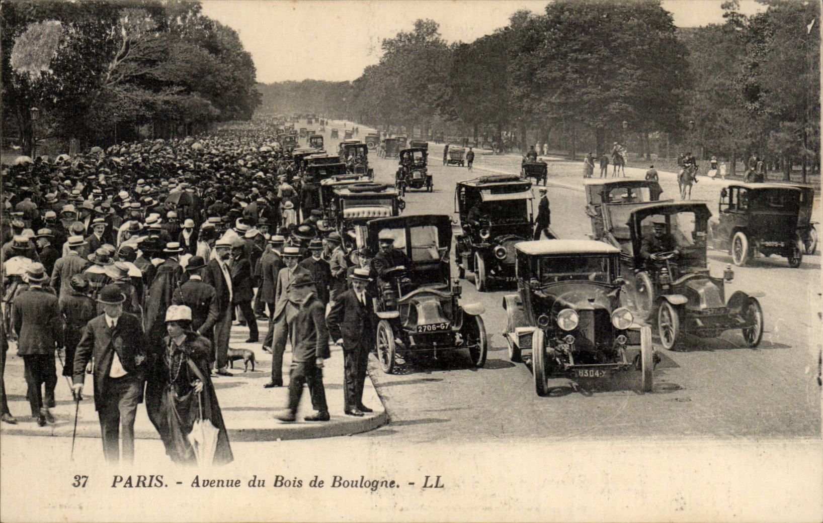 Paris CPA Which occurred of the Bois de Boulogne