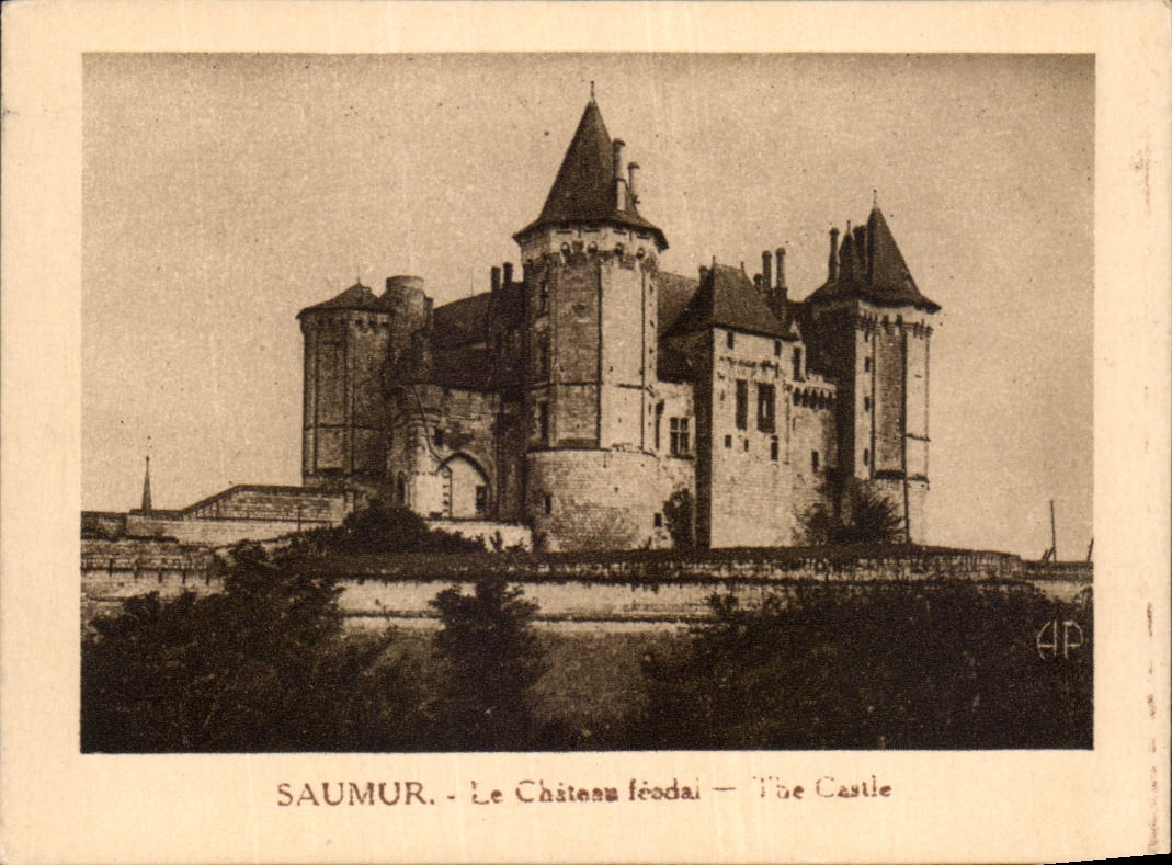 Saumur CPA the feudal castle
