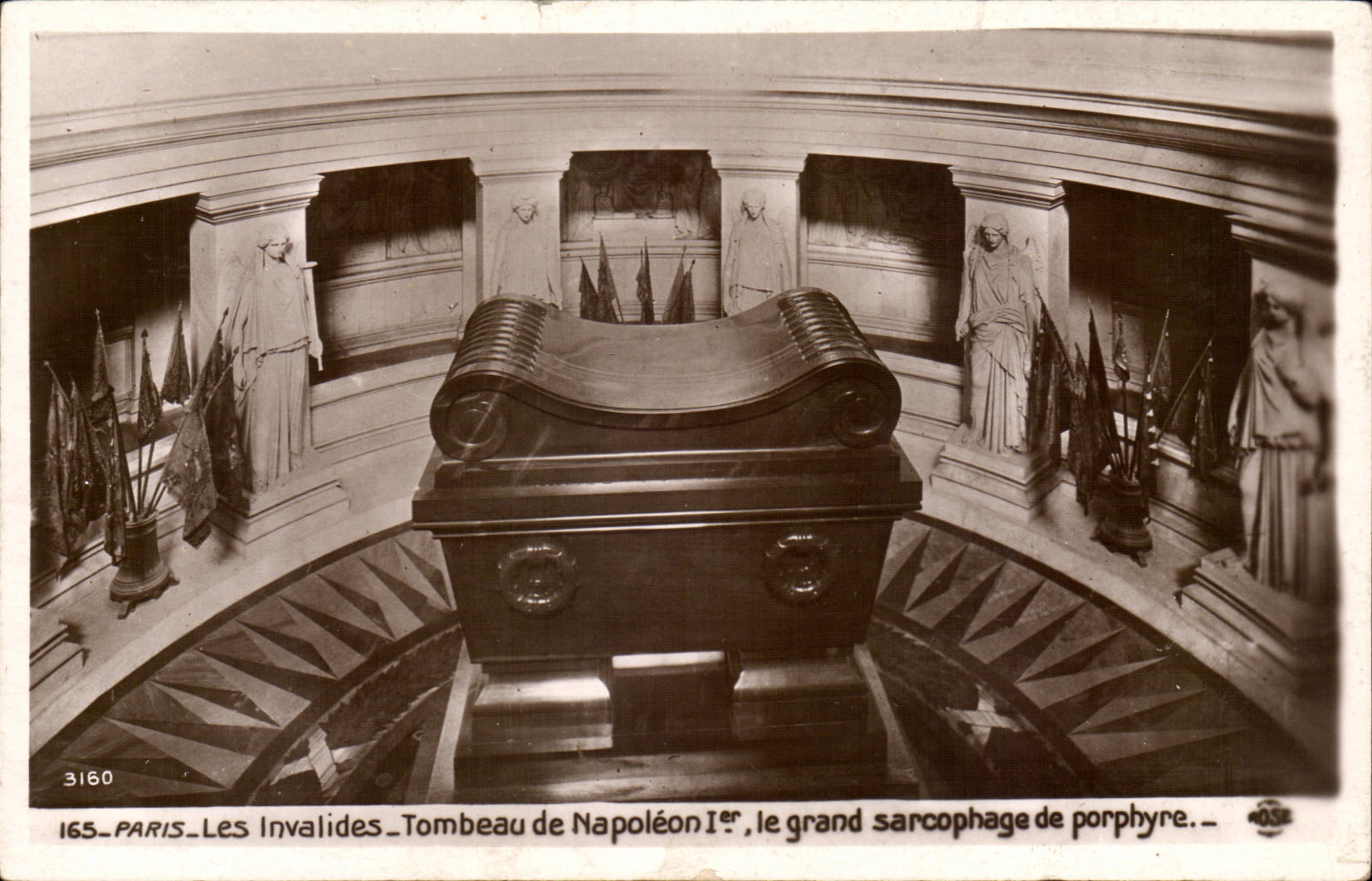 Paris CPA Invalides Tomb of Napoleon 1st Large porphyry sarcophagus