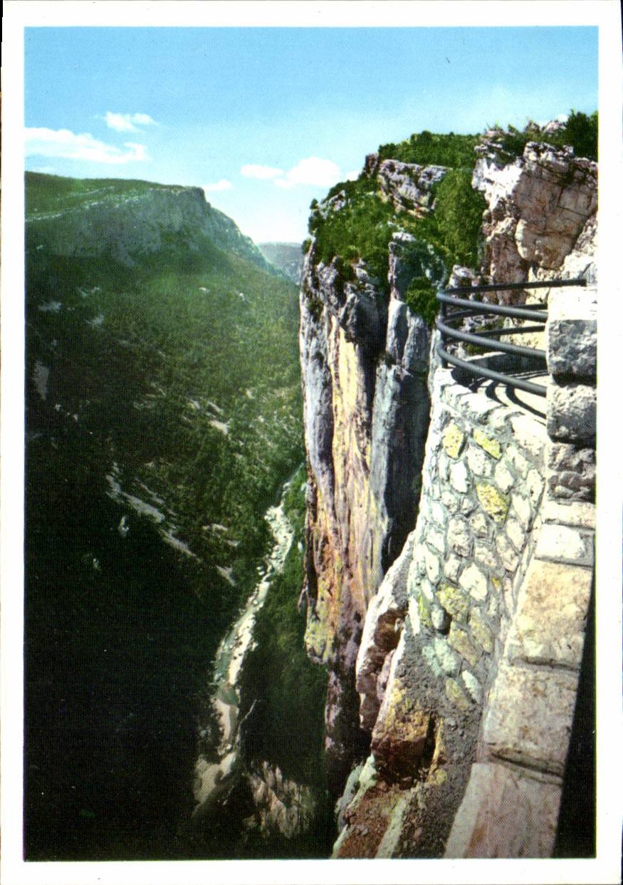 CPSM Gorges du Verdon A pic sur le verdon