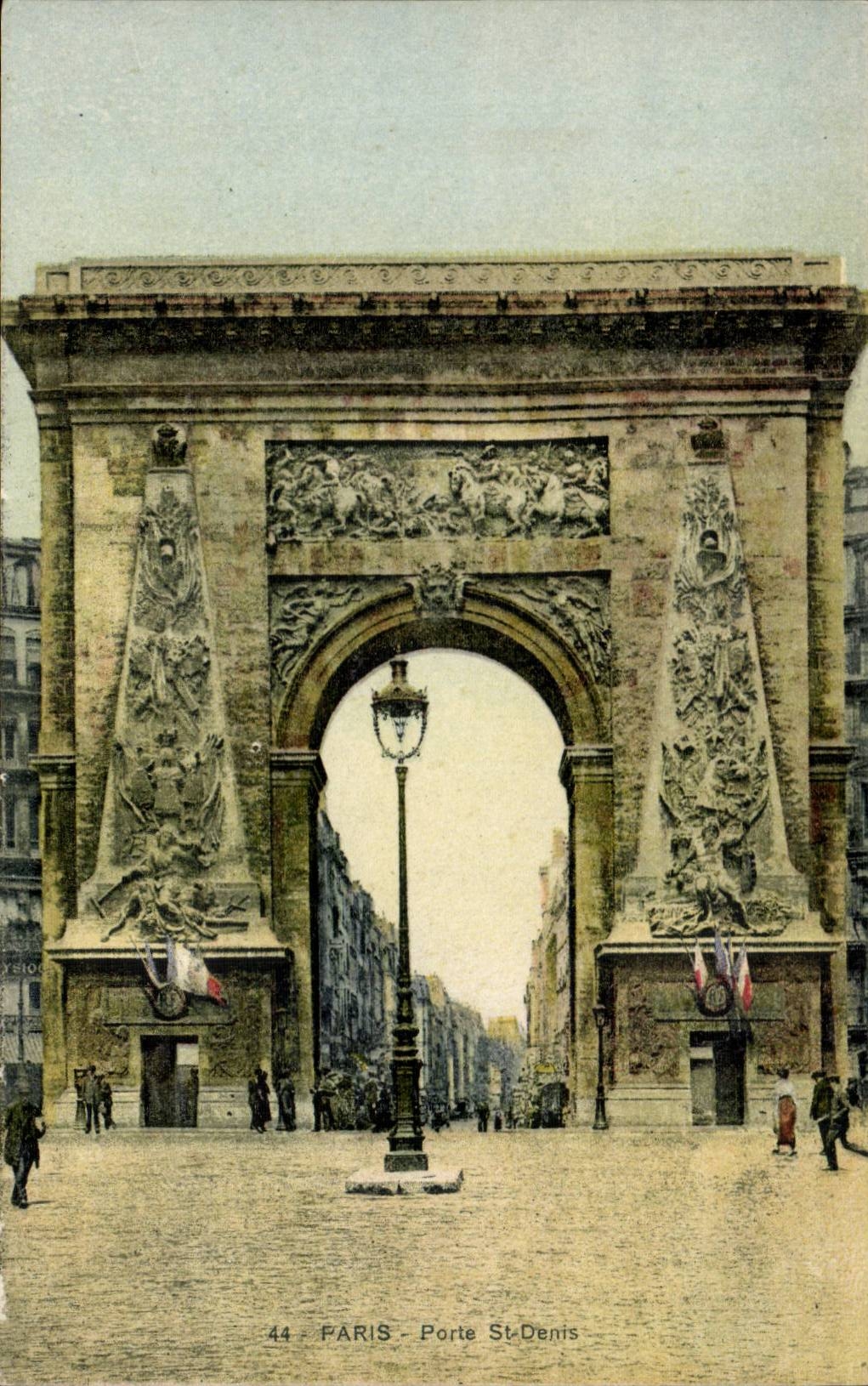 Paris CPA carries St Denis