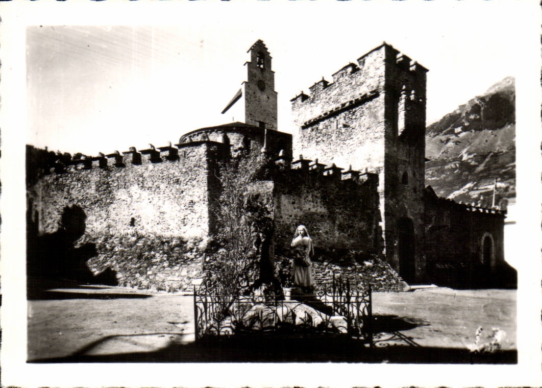 CPSM Luz Saint Saver Church of the templiers