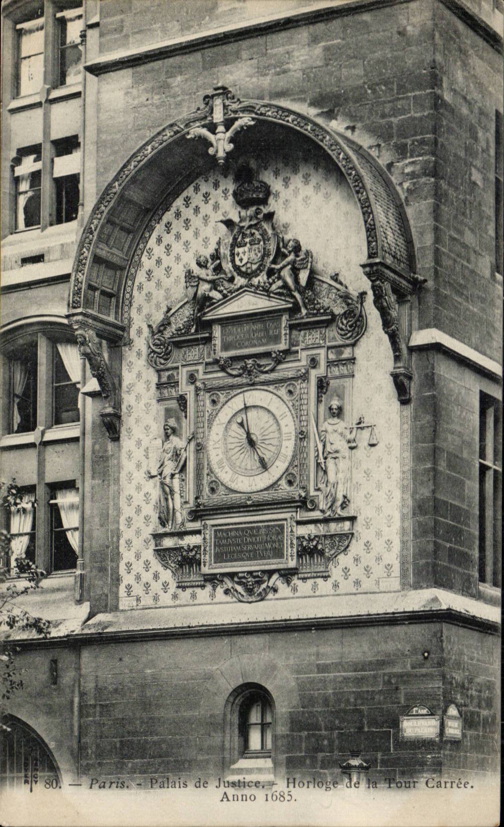 Paris CPA Palais de justice Horloge de la tour carree