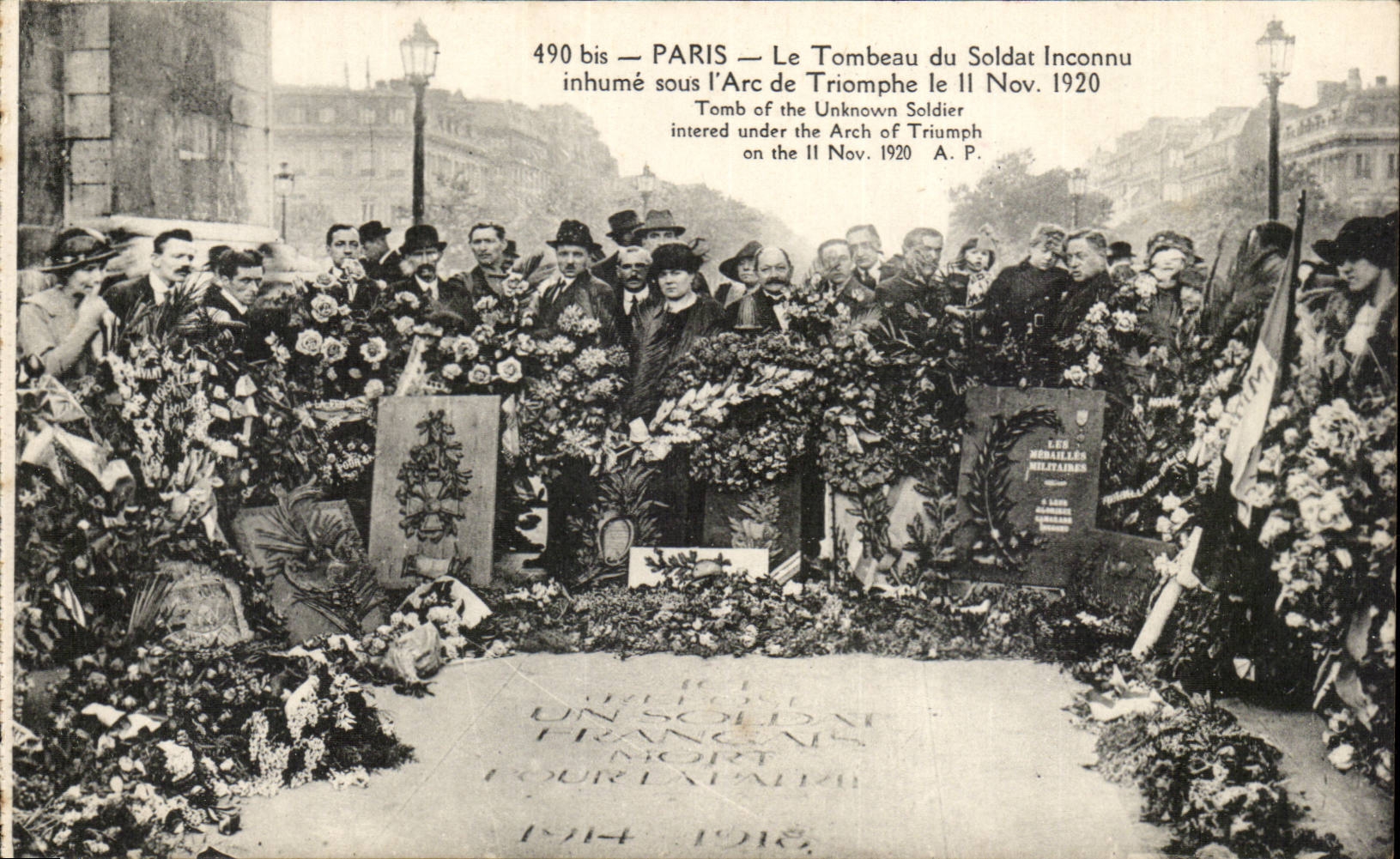 Paris CPA the tomb of the unknown soldier buries under Arc de Triomphe 1 Nov 1920