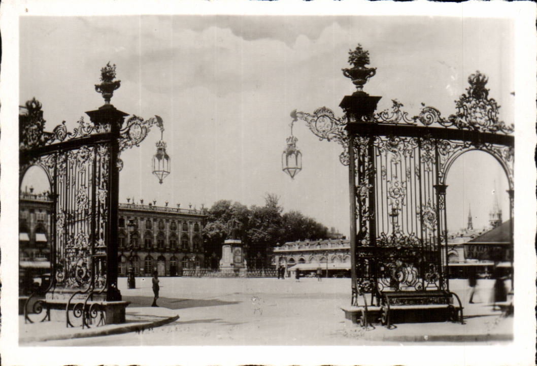 CPM Nancy GRilles Jean Lamour