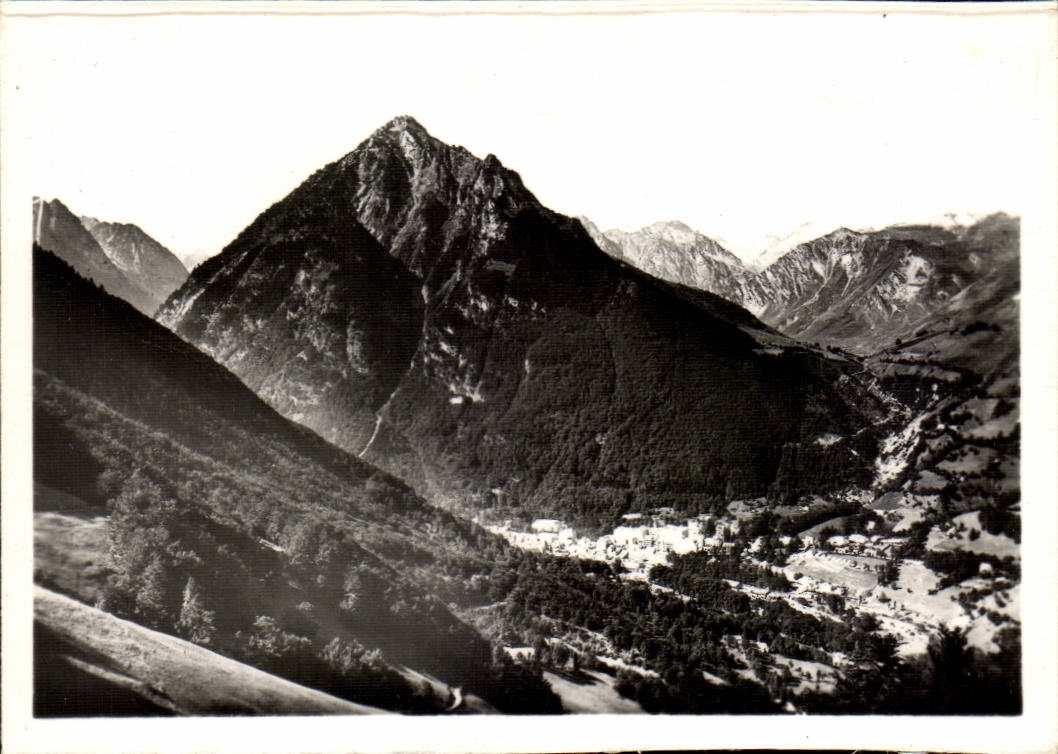 DIE MODERNE KARTE Cauterets Ansicht vertreten vom Bauernhof der Hortense Konigin in Richtung zum Tal von Cauterets