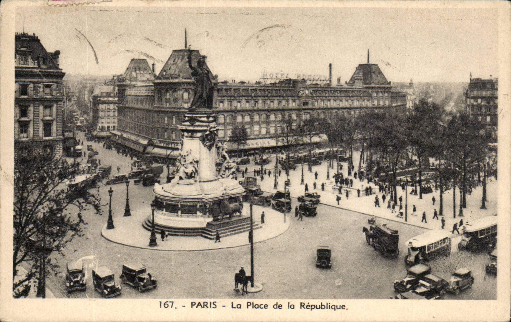 Paris CPA Places Republic