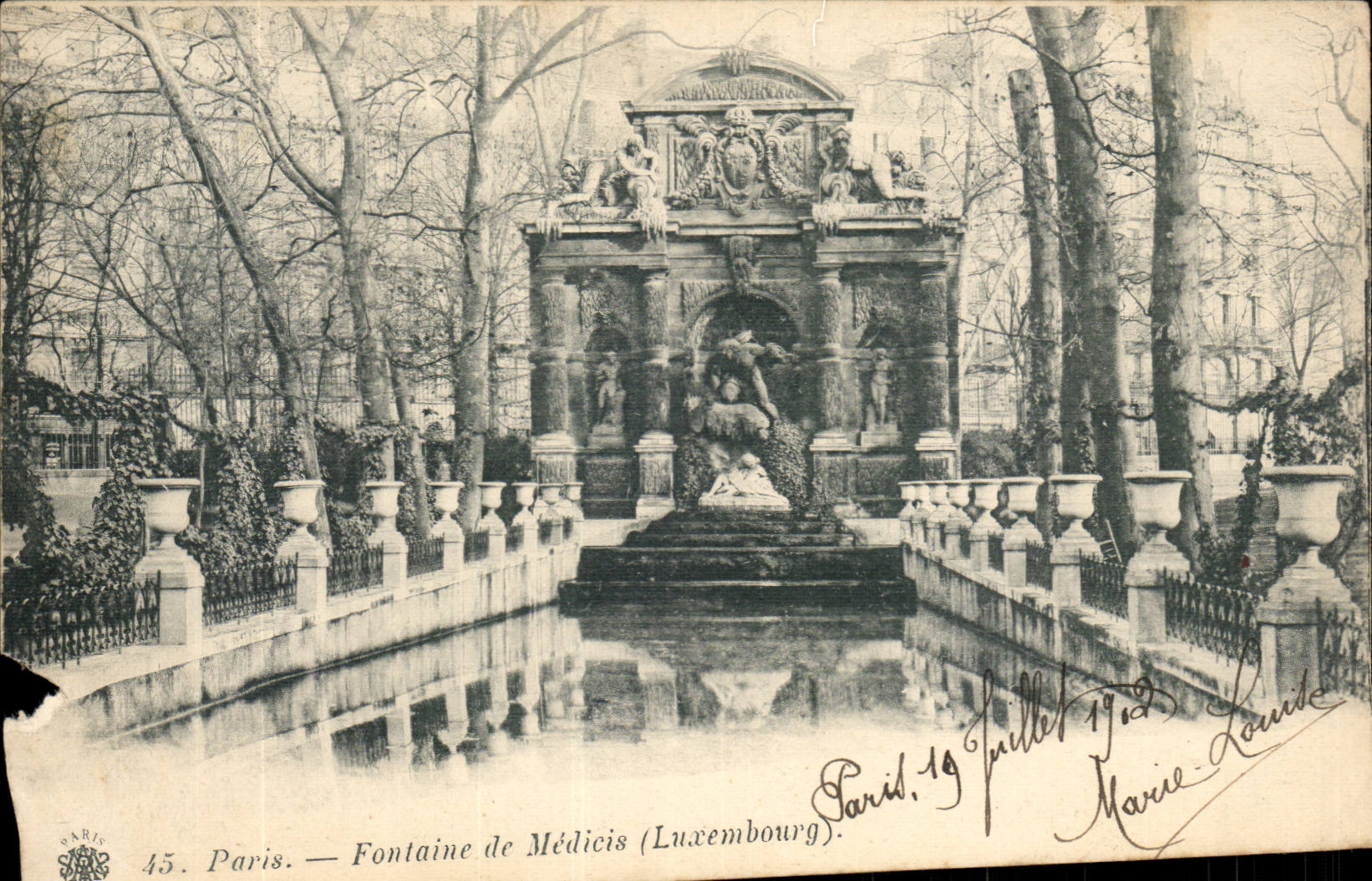 Paris CPA Fountain of Medicis (Luxembourg)