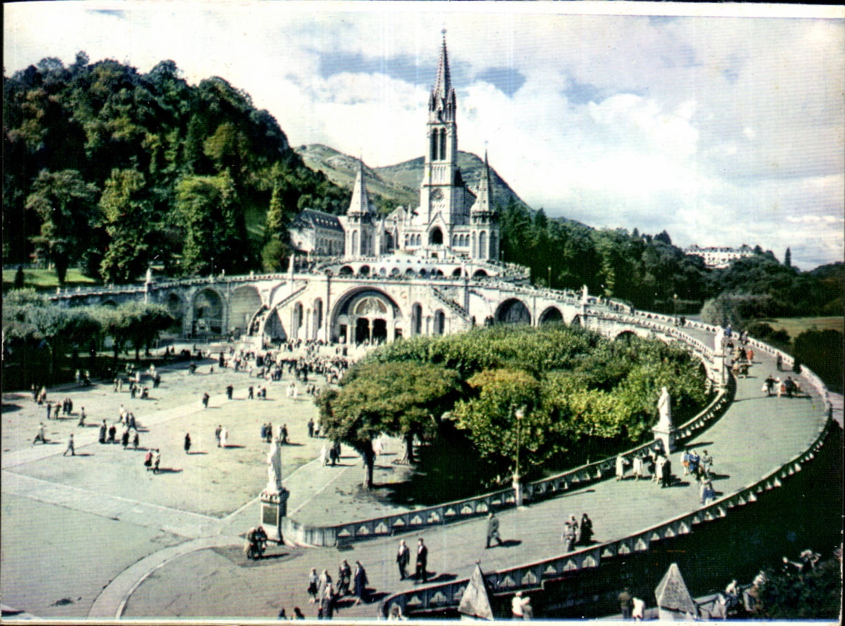 Lourdes CPA Basilica and the esplanade