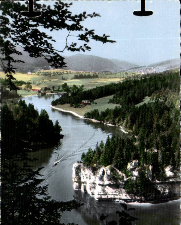 Villers the Lake CPA Basin and rock of the echo